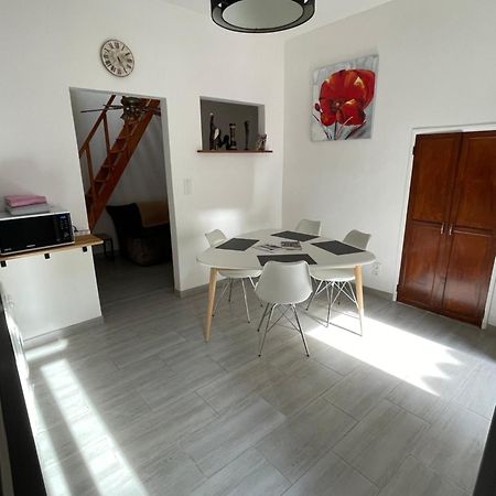 Chez Sonou , Nimes Centre Apartment Exterior photo